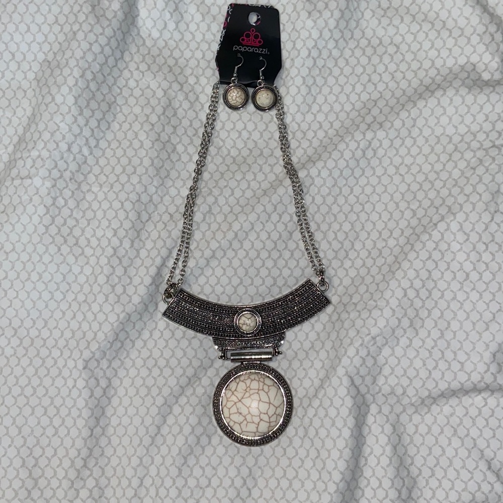 Paparazzi Necklace and Earrings